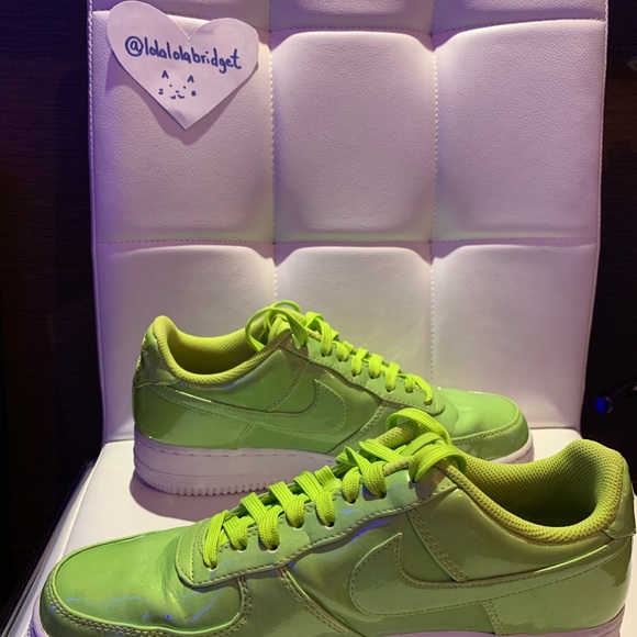 Nike Air Force One - Lime Green Size 9.5 - Picture 2 of 4
